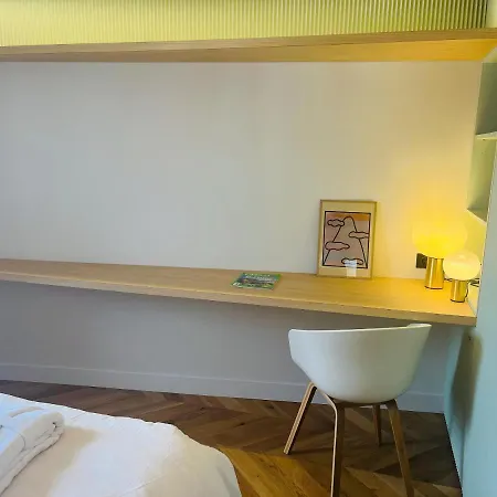 Centre - Halles - Rue Victor Hugo * ビアリッツ